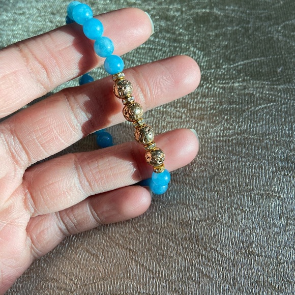 Blue crystal beaded bracelet handmade - Picture 3 of 7